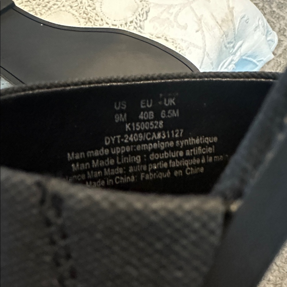 DKNY Black Women's Sandals - Picture 4 of 4